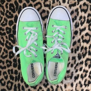 Lime green low top converse